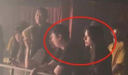 网红小刀刀吃瓜图片高清,高清图片揭秘幕后故事